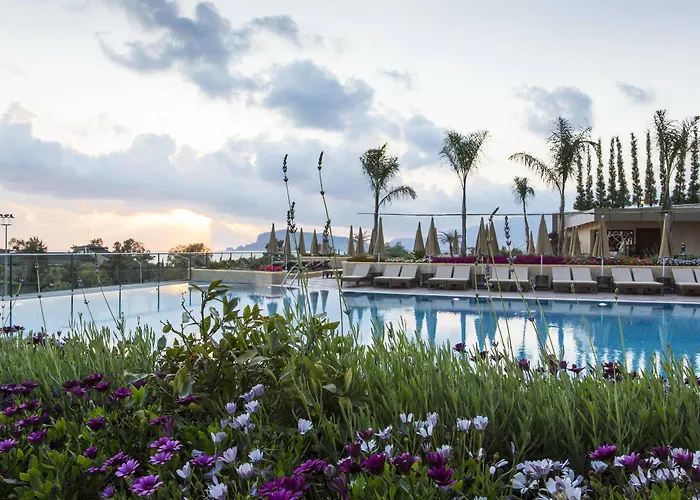 فندق Michell (adults Only) 5*